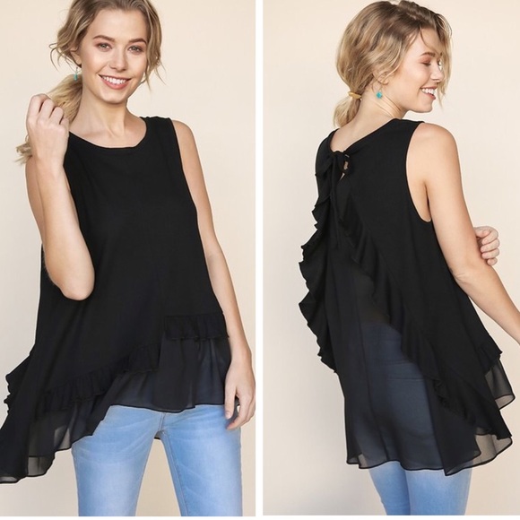 Tops - Accepting Offers 🌷Sleeveless Tunic with Ruffle